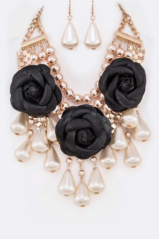 Black Flower Mix Pearls Statement Necklace Set